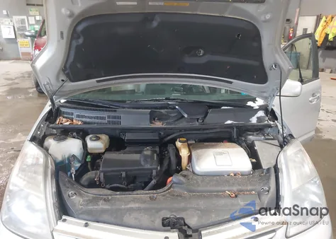 2005 Toyota Prius z USA, uszkodzony, nr VIN JTDKB20U053117150